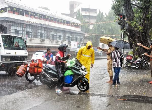 Heavy Rains Disrupt Life in Mumbai, Schools Shut…